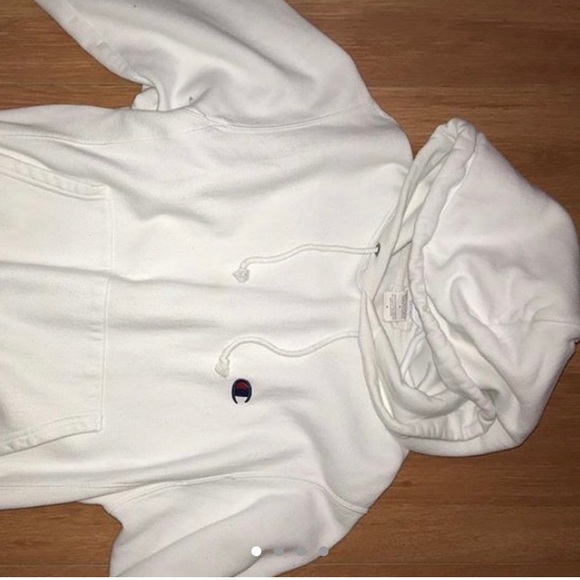 White Champion thick hoodie - Picture 2 of 4